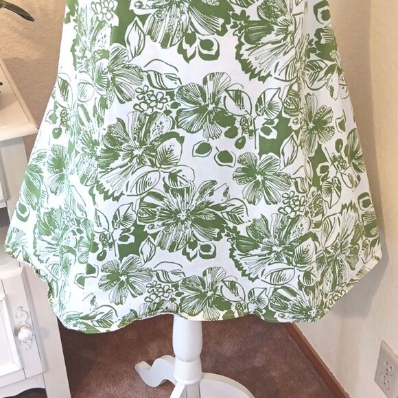 Robbie Bee Woman Green Floral Cotton Dress. Garden Girl. - Picture 3 of 12